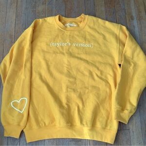 Taylor’s Version Yellow Sweatshirt Girl Tribe Co  M‎